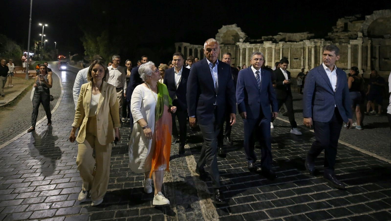 bakan ersoy antalyaya gelen ziyaretci sayisi 117 milyona ulasti Ujk9bHQi