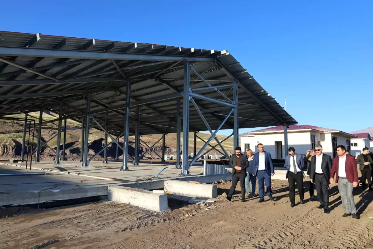 bitliste modern mezbahane insaati devam ediyor TMl5Lx8K.jpg