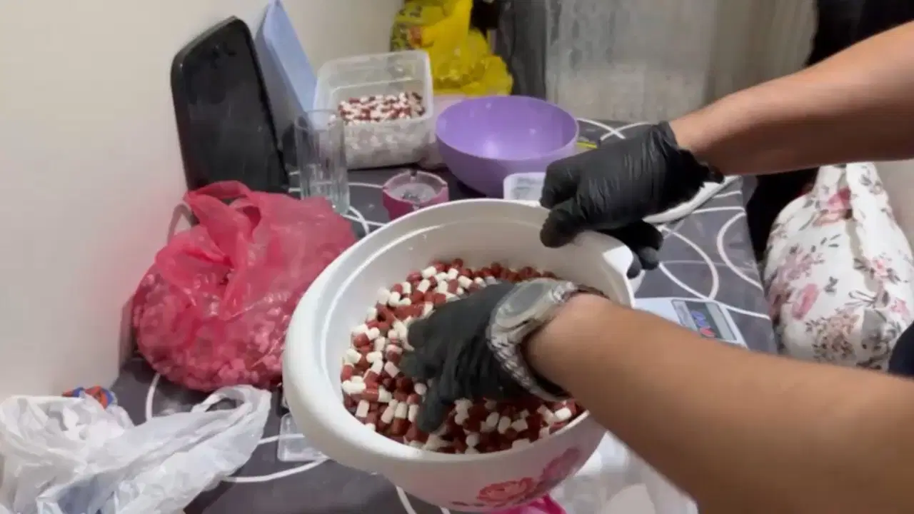 Kağıthane’de ‘uyuşturucu’ operasyonu: Eşi uyuşturucu satışından tutuklanan kadın, aynı suçtan tutuklandı!