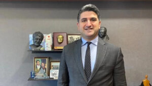 atasehir-belediye-baskani-onursal-adiguzelin-yerine-gececek-isim-belli-oluyor-HsFi1Qhf