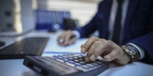 borcu-olana-nefes-aldiracak-yapilandirma-sgkdan-geldi-detaylari-ortaya-cikti-dSuC69M4