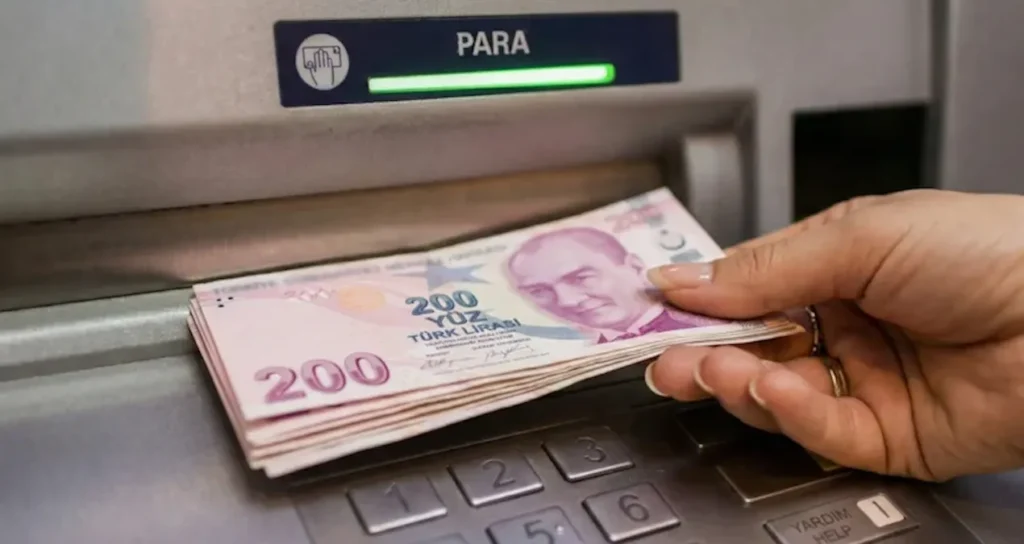 Bayram Heyecanı: Emeklilere Özel Güncellenmiş Banka Promosyonları