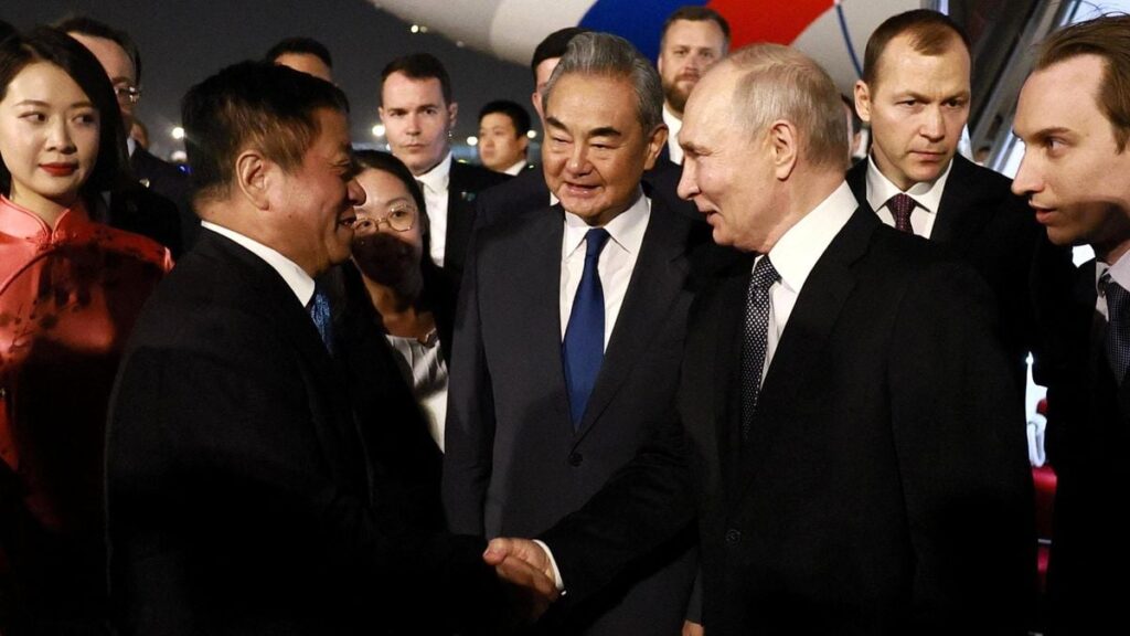 Putin’in Çin Ziyareti: Gündemdeki Temel Konular ve Beklentiler